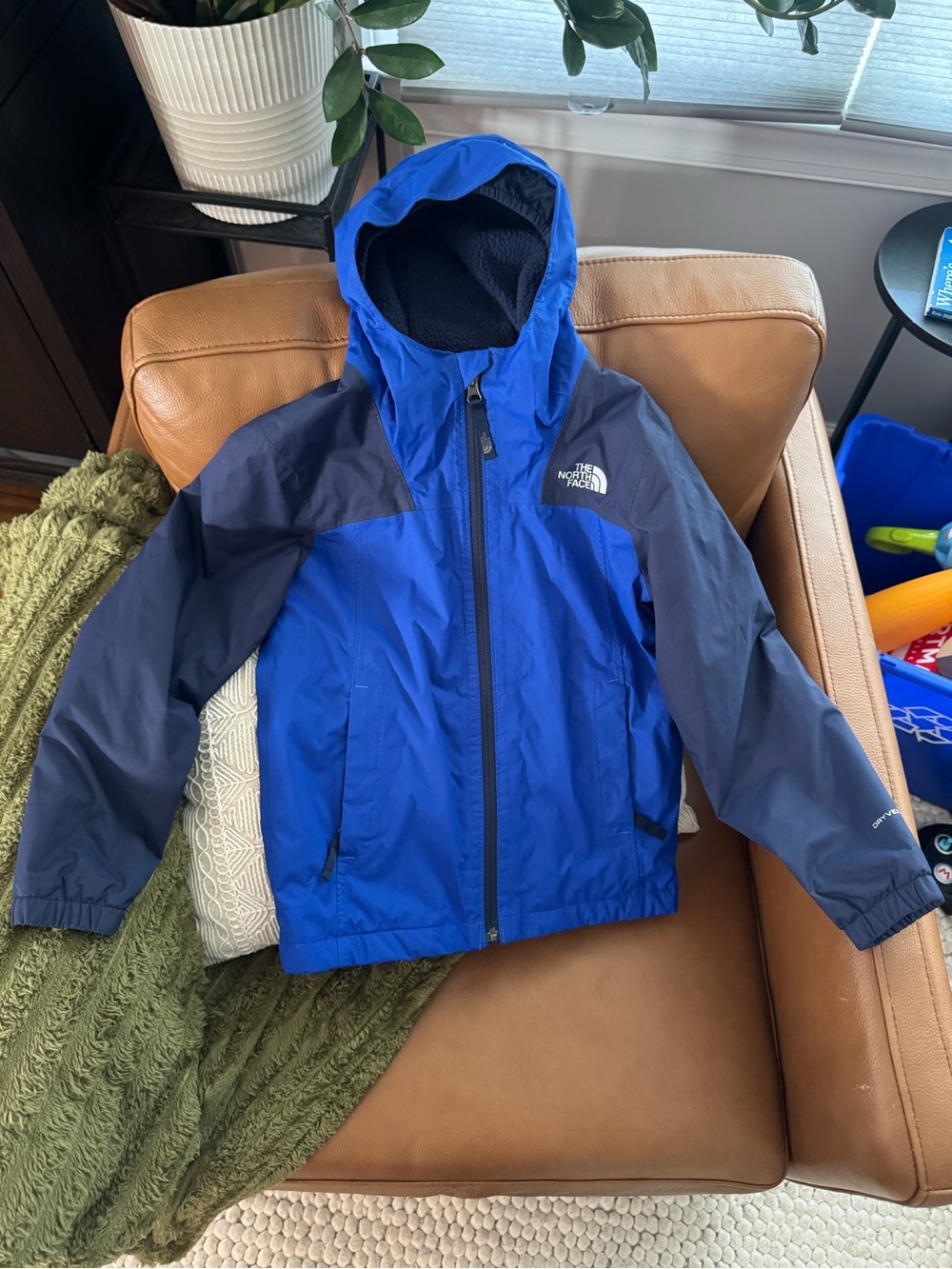 The North Face Boys Warm Storm Waterproof Hooded Jacket Blue 7/8